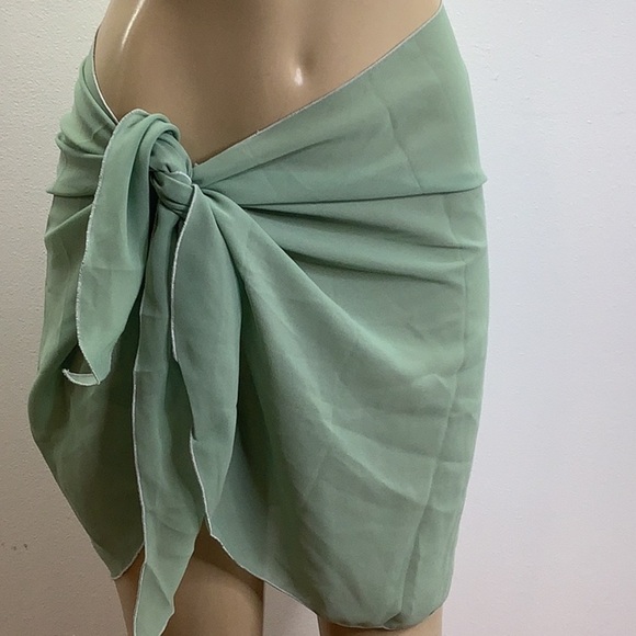 Zuliana Light Green Lettuce Trim With Tie Cover Up Skirt/Sarong. Made in USA NWT - Picture 1 of 4